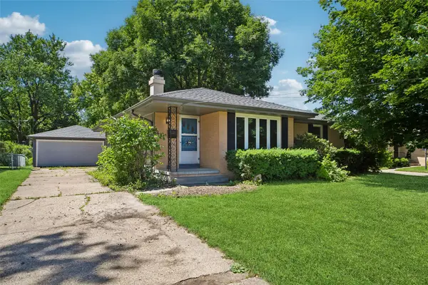 Address Withheld By Seller, Des Moines, IA 50310