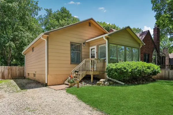 2419 35th Street, Des Moines, IA 50310