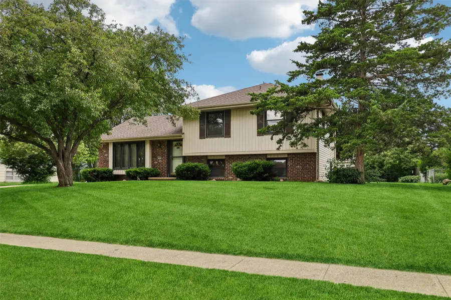 4500 73rd Street, Urbandale, IA 50322 - #2