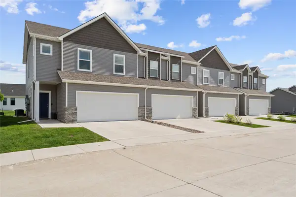 1235 NW 33rd Lane, Ankeny, IA 50023