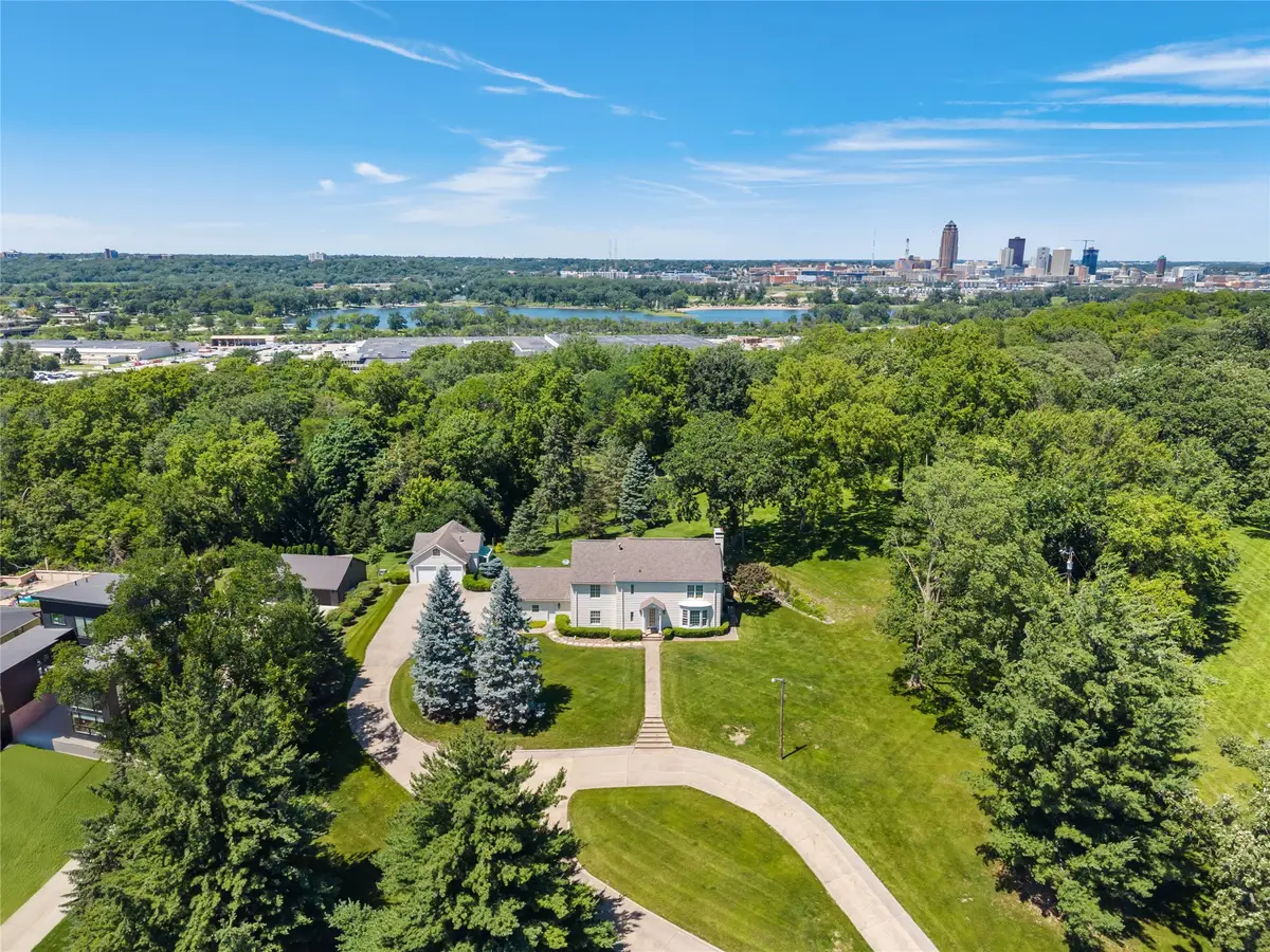 1435 Casady Drive, Des Moines, IA 50315 - #1