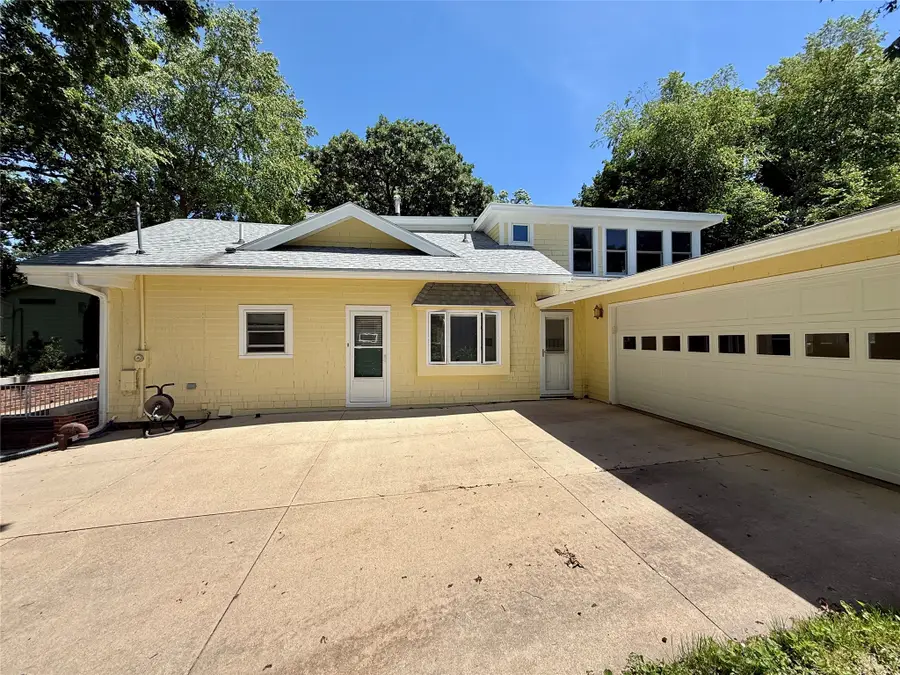 4002 Adams Avenue, Des Moines, IA 50310 - #3