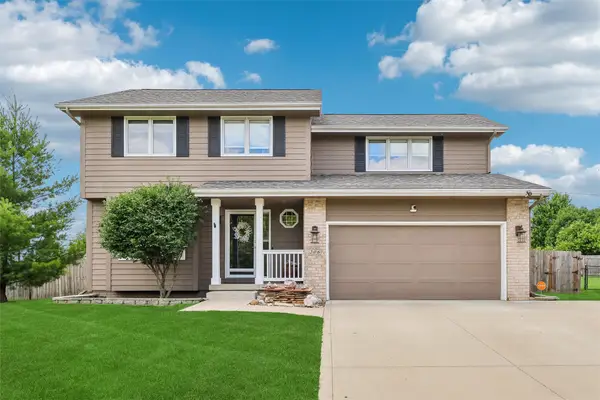 206 NW Ridgeline Drive, Ankeny, IA 50023