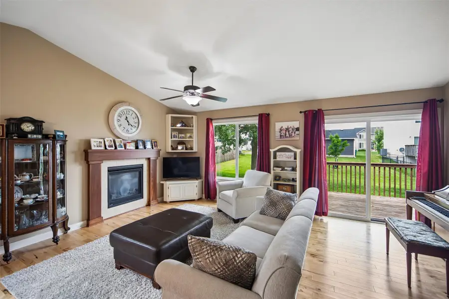 122 SE Sugarberry Lane, Pleasant Hill, IA 50327 - #3
