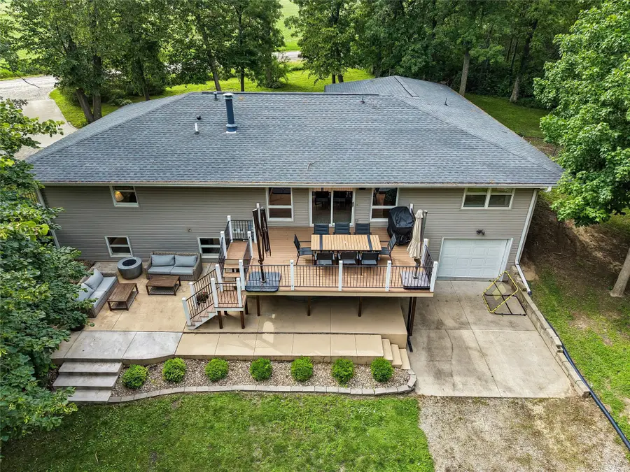 5908 E 76th Street S, Newton, IA 50208 - #2