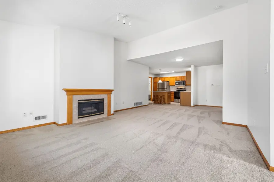 10500 Meredith Drive #6, Urbandale, IA 50322 - #3