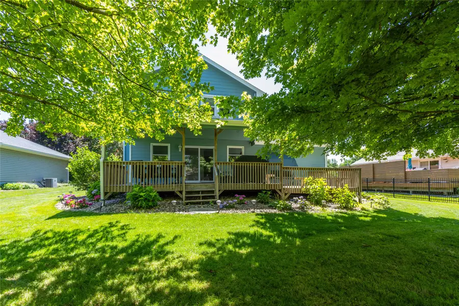 1006 SE Peterson Drive, Ankeny, IA 50021 - #3
