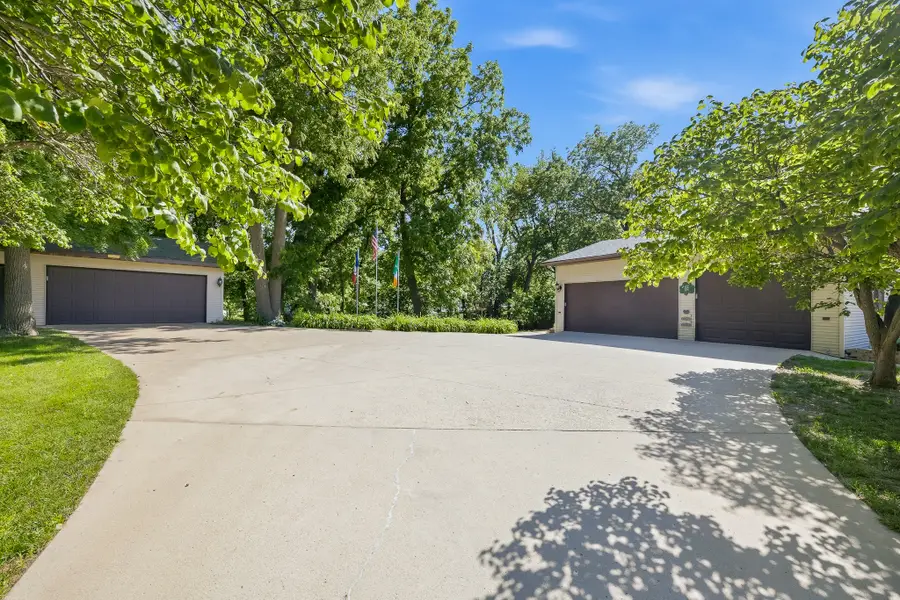 813 W Washington Avenue, Polk City, IA 50226 - #2