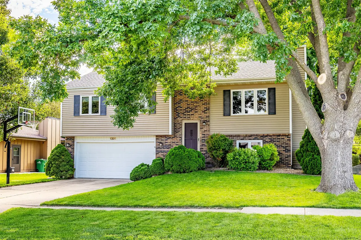 1201 SE Michael Drive, Ankeny, IA 50021 - #1