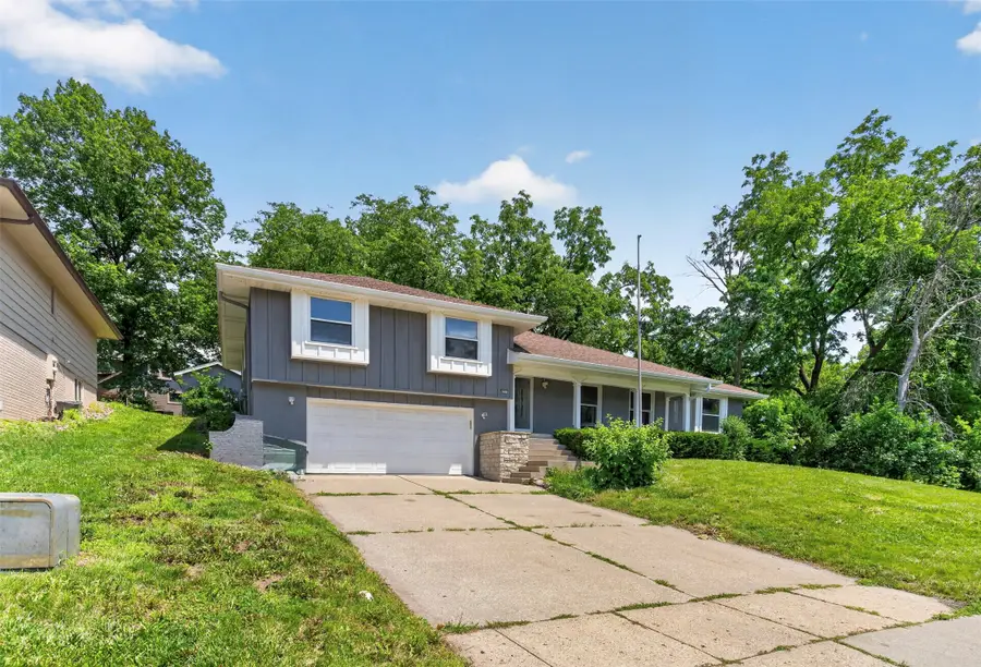 6717 Northwest Drive, Windsor Heights, IA 50324 - #2