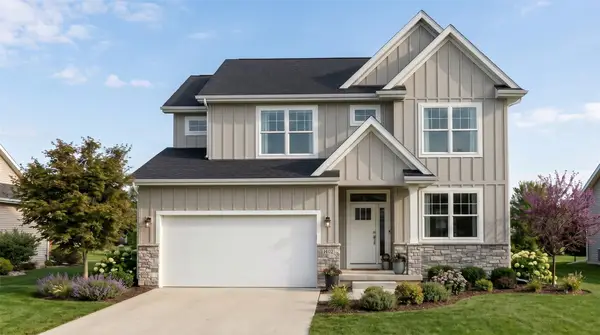 465 NW Independence Circle, Waukee, IA 50263