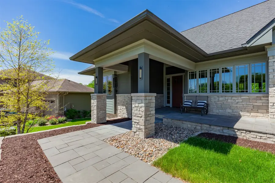 320 Painted Woods Drive, Waukee, IA 50263 - #2