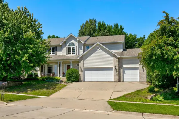 5420 NW 78th Court, Johnston, IA 50131