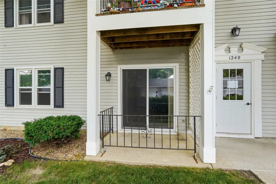 1240 49th Street #6, West Des Moines, IA 50266 - #2