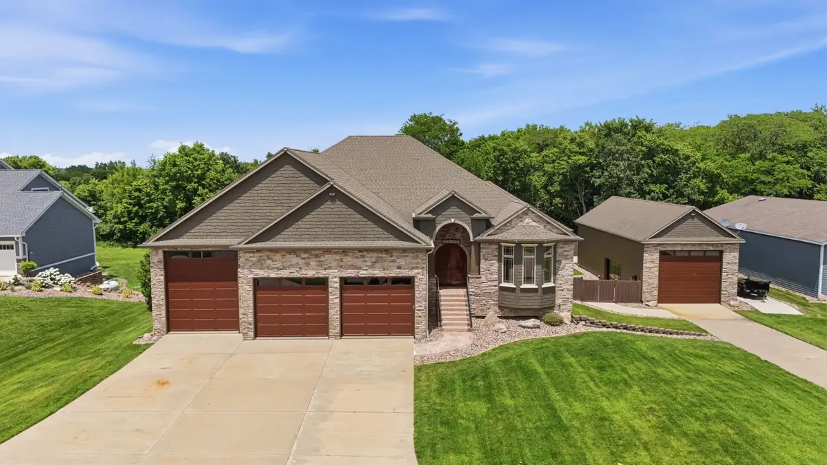 10351 NW Beaver Drive, Johnston, IA 50131 - #1