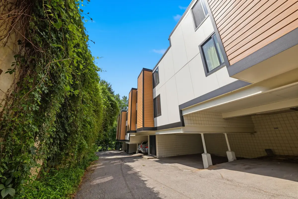 4902 University Avenue #130, Des Moines, IA 50311 - #1