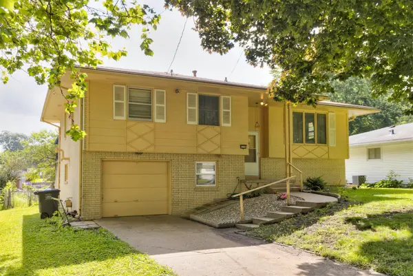 2735 64th Street, Des Moines, IA 50322