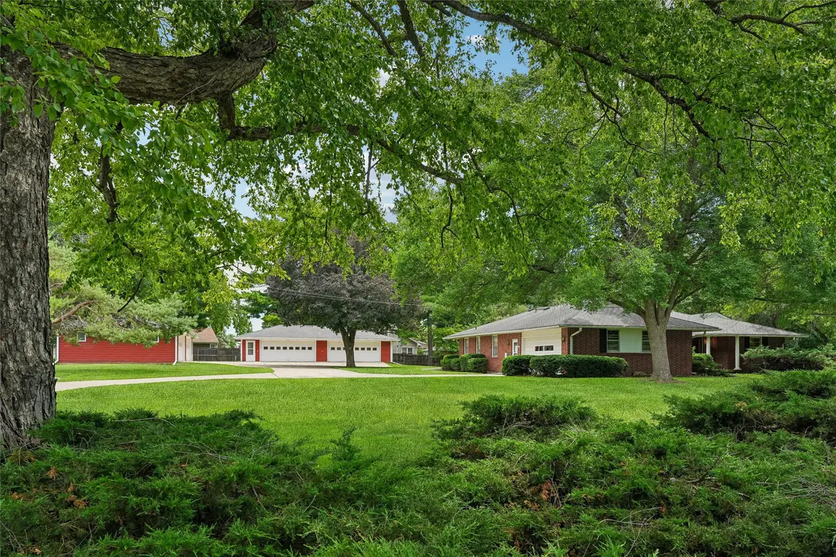 4217 86th Street, Urbandale, IA 50322 - #1