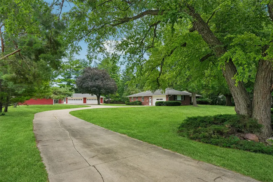 4217 86th Street, Urbandale, IA 50322 - #2