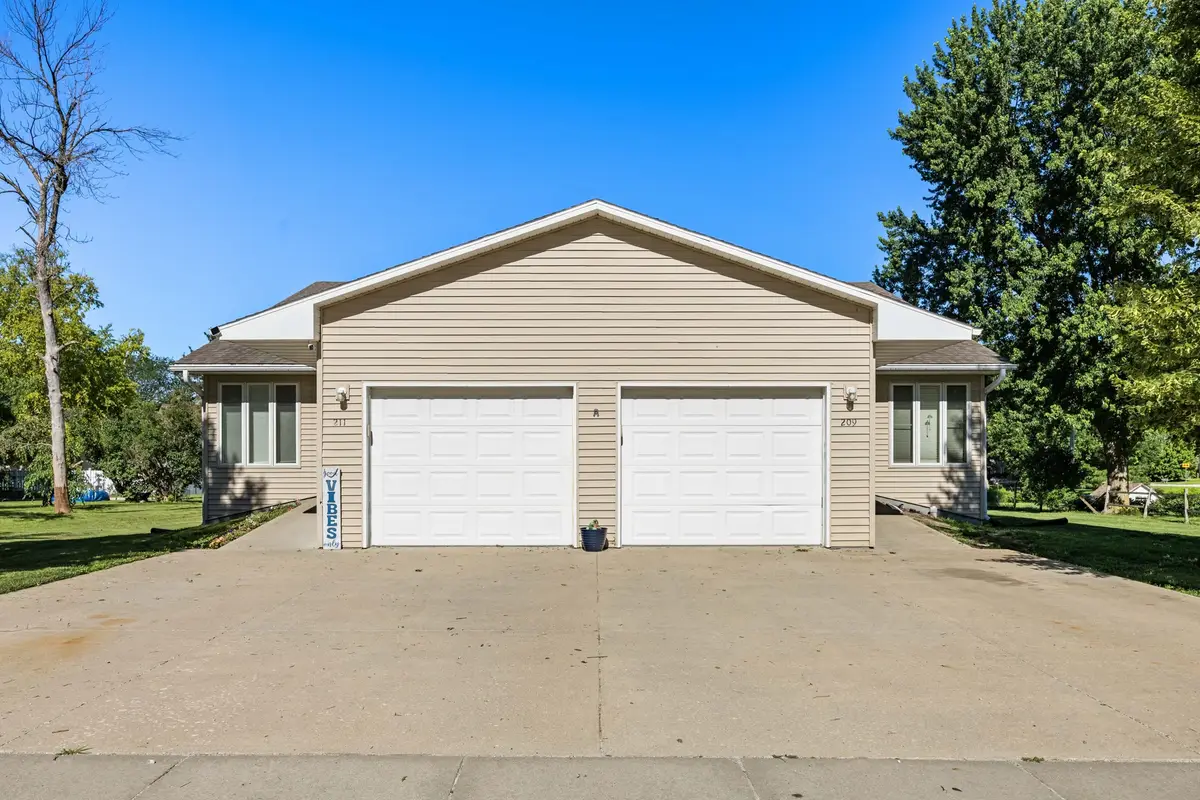 209 S Cottonwood Street, Roland, IA 50236 - #1