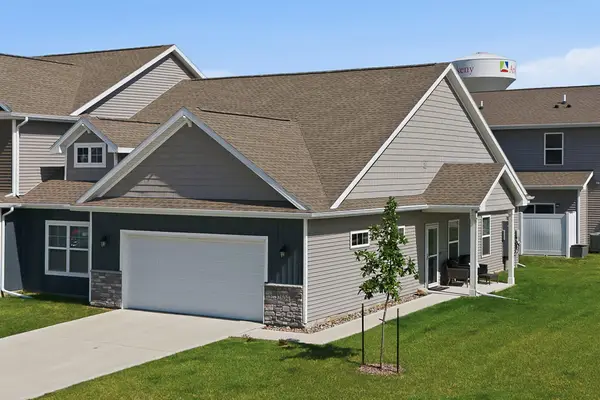 2804 NW 32nd Lane, Ankeny, IA 50023