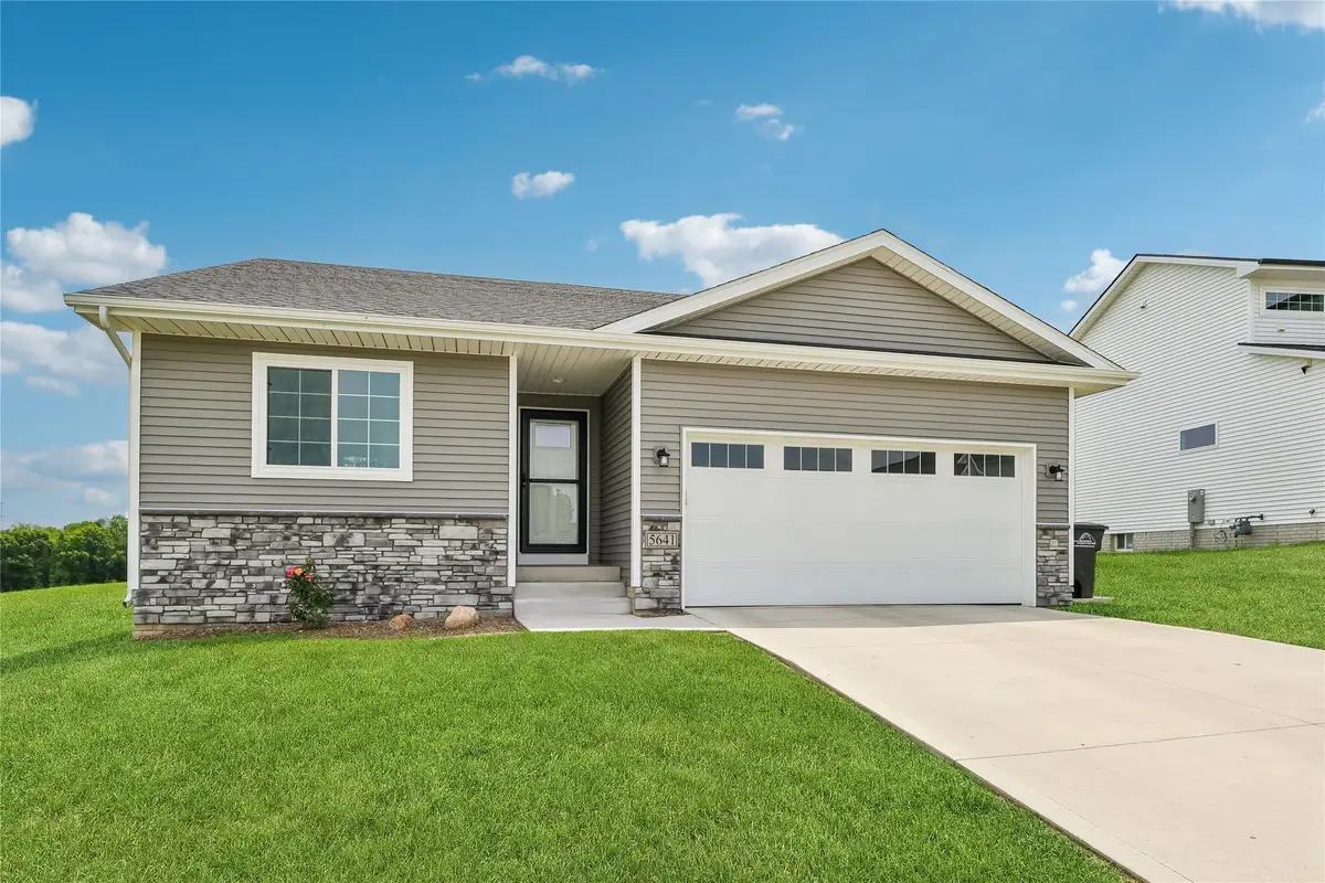 5641 Leyden Avenue, Des Moines, IA 50317 - #1