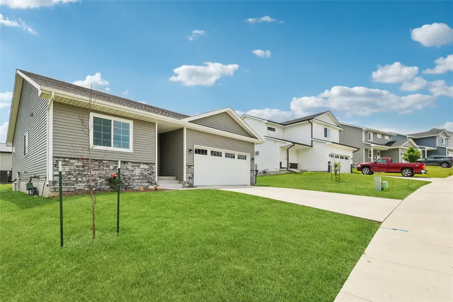 5641 Leyden Avenue, Des Moines, IA 50317 - #2