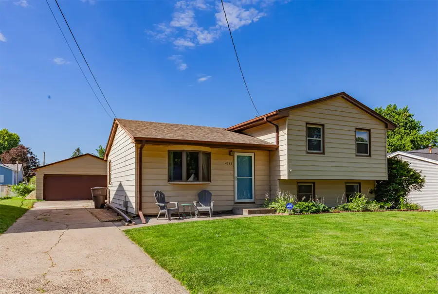 4133 E Madison Avenue, Des Moines, IA 50317 - #2