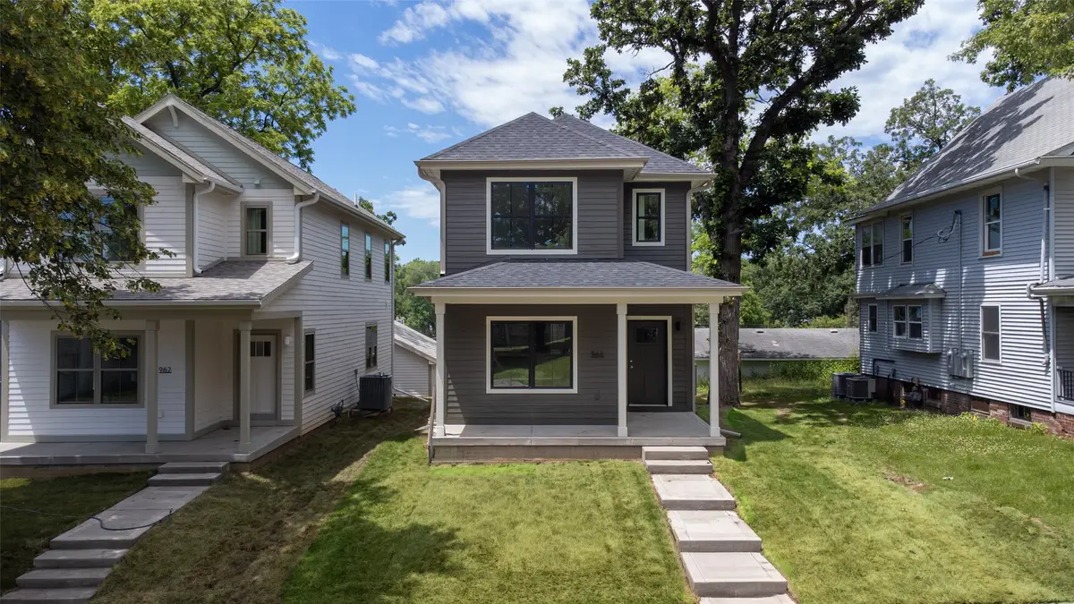 966 26th Street, Des Moines, IA 50312 - #1