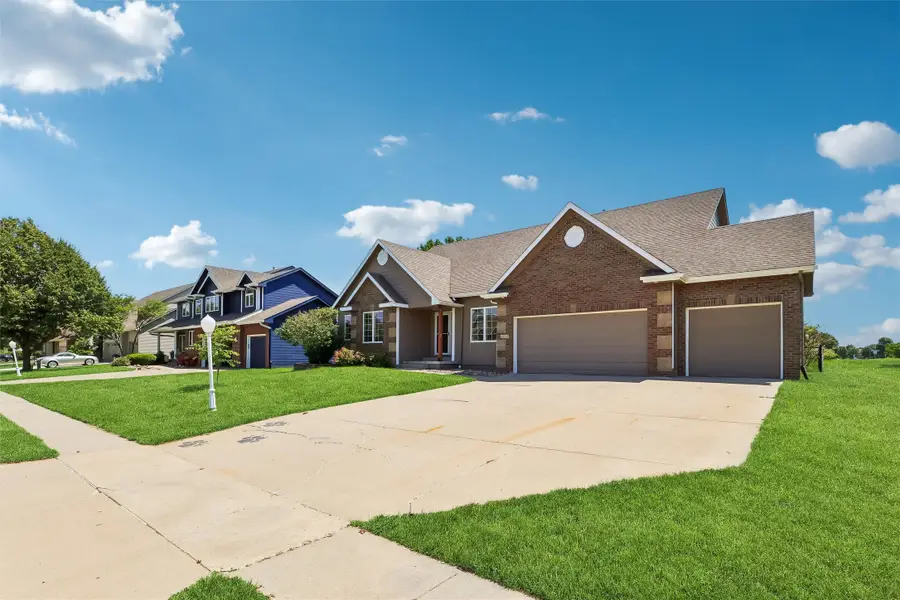 3105 NE Huntington Lane, Ankeny, IA 50021 - #2