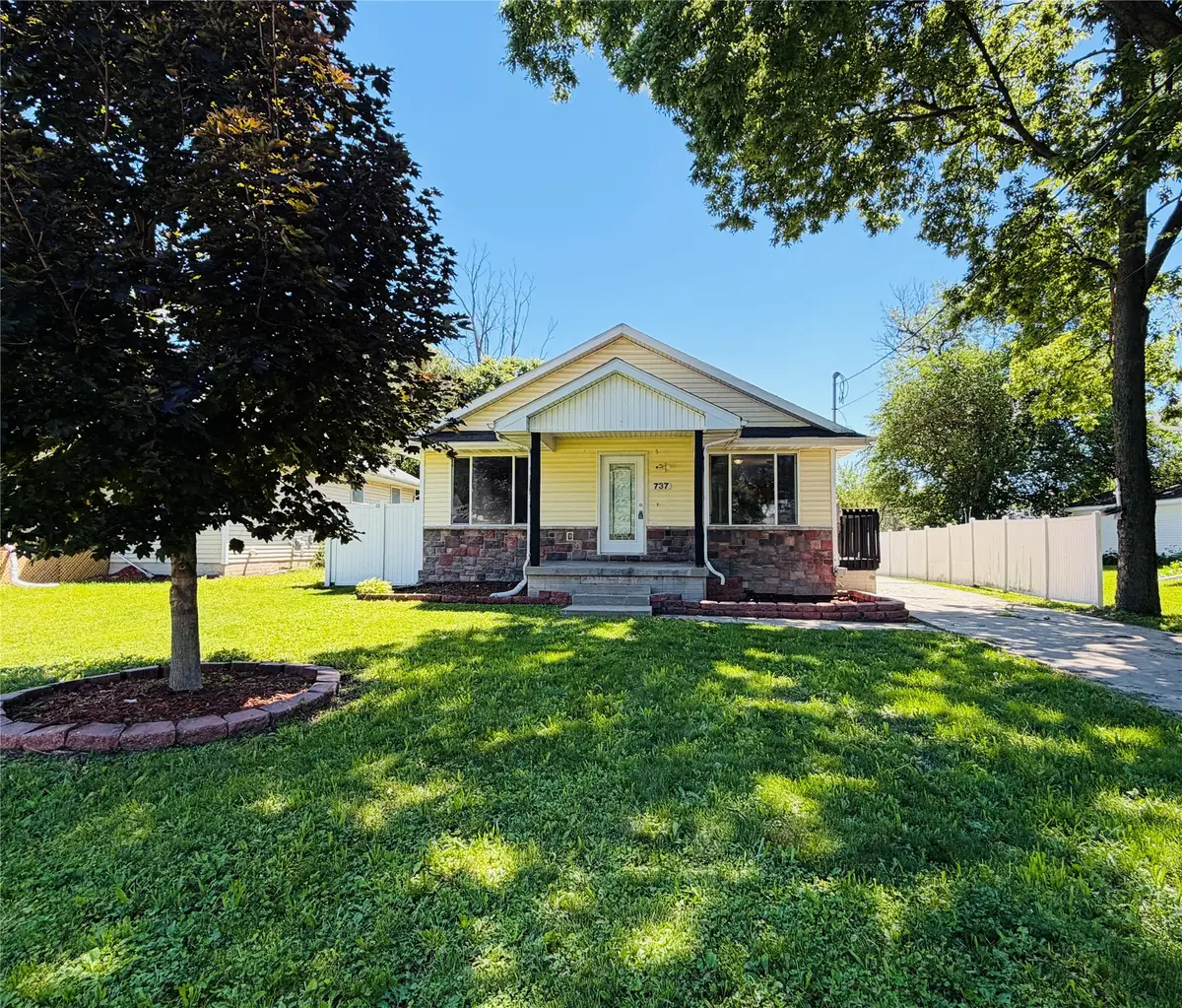 737 SE 27th Court, Des Moines, IA 50317 - #1