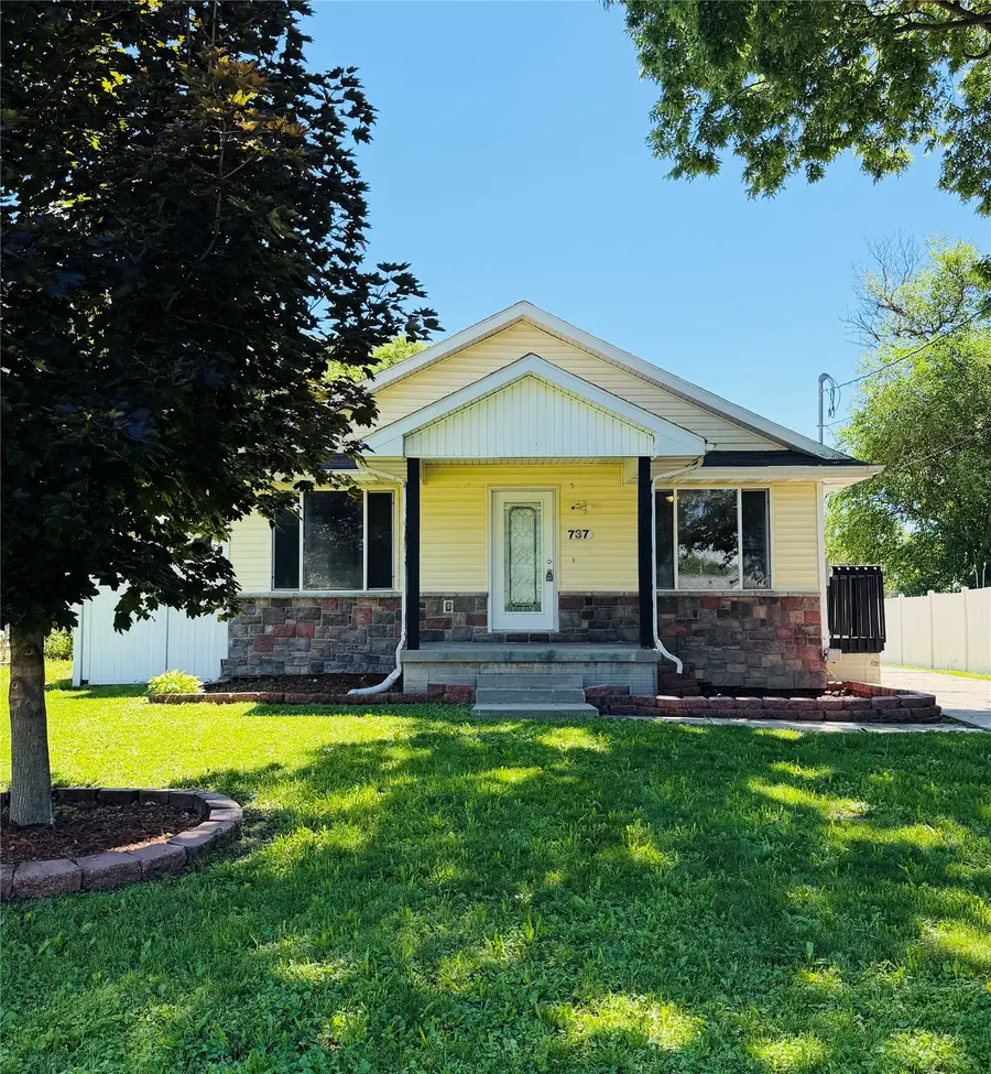 737 SE 27th Court, Des Moines, IA 50317 - #2