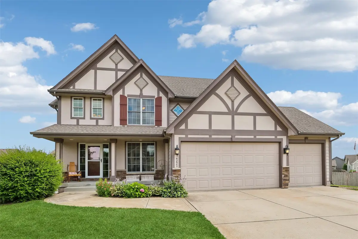 4221 SW Camden Ridge Drive, Ankeny, IA 50023 - #1