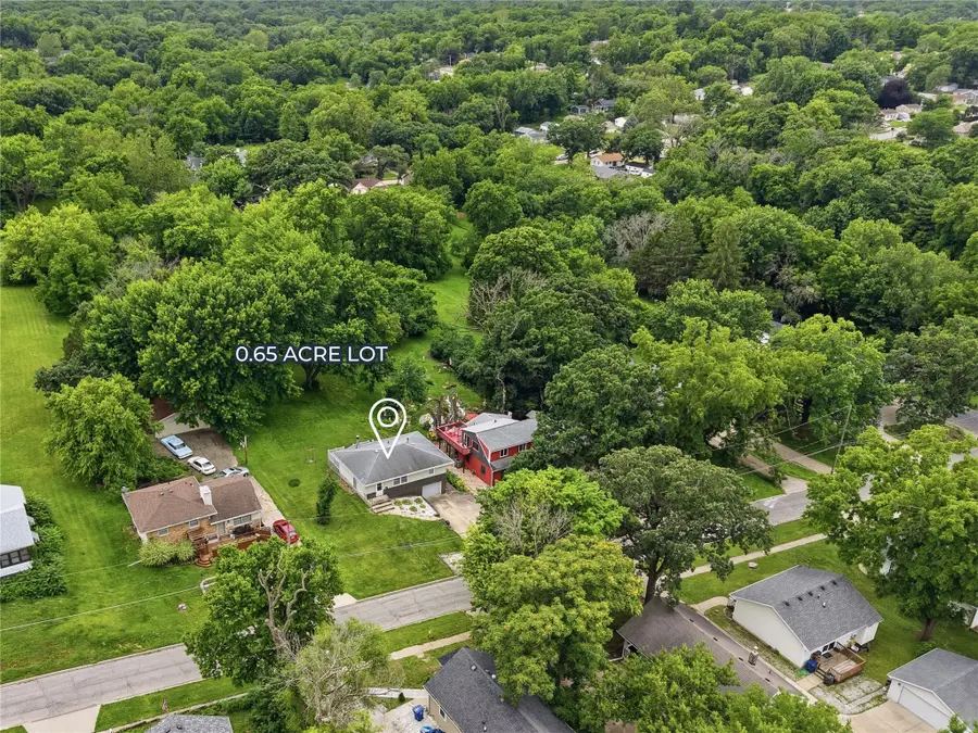201 E Bell Avenue, Des Moines, IA 50315 - #3