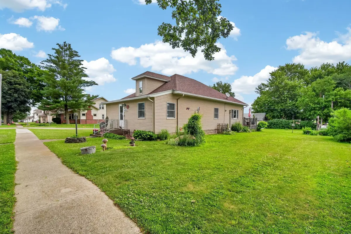 701 Main Street, Bagley, IA 50026 - #1