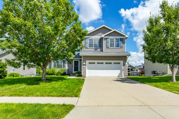 645 SE Pleasant View Drive, Waukee, IA 50263