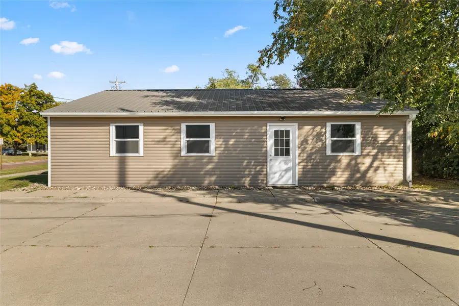 105 S 6th Street, Adel, IA 50003 - #3
