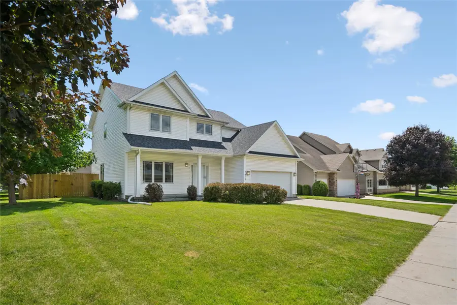 7912 Aspen Drive, West Des Moines, IA 50266 - #2