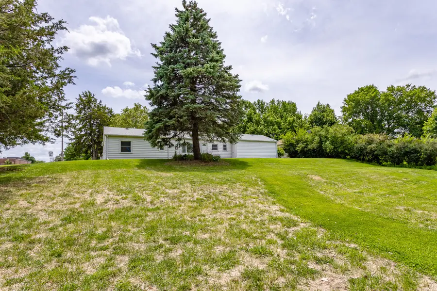 2131 Watrous Avenue, Des Moines, IA 50321 - #2
