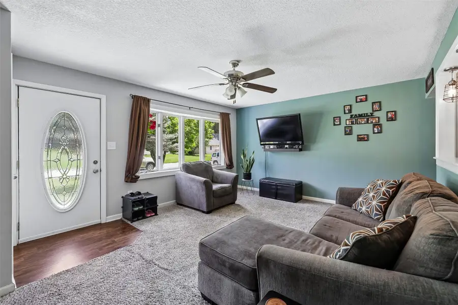 7404 SW 17th Street, Des Moines, IA 50315 - #3