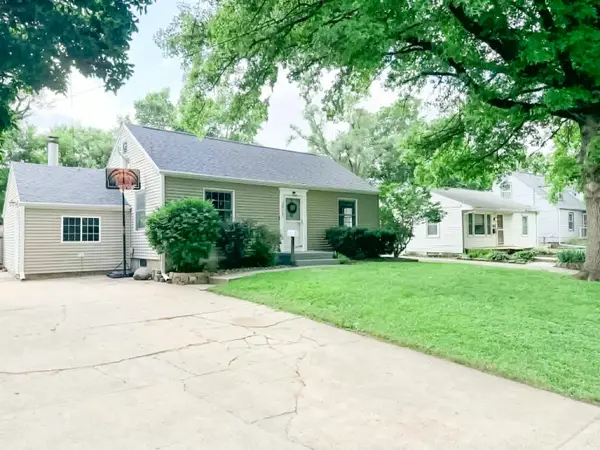 3912 67th Street, Urbandale, IA 50322