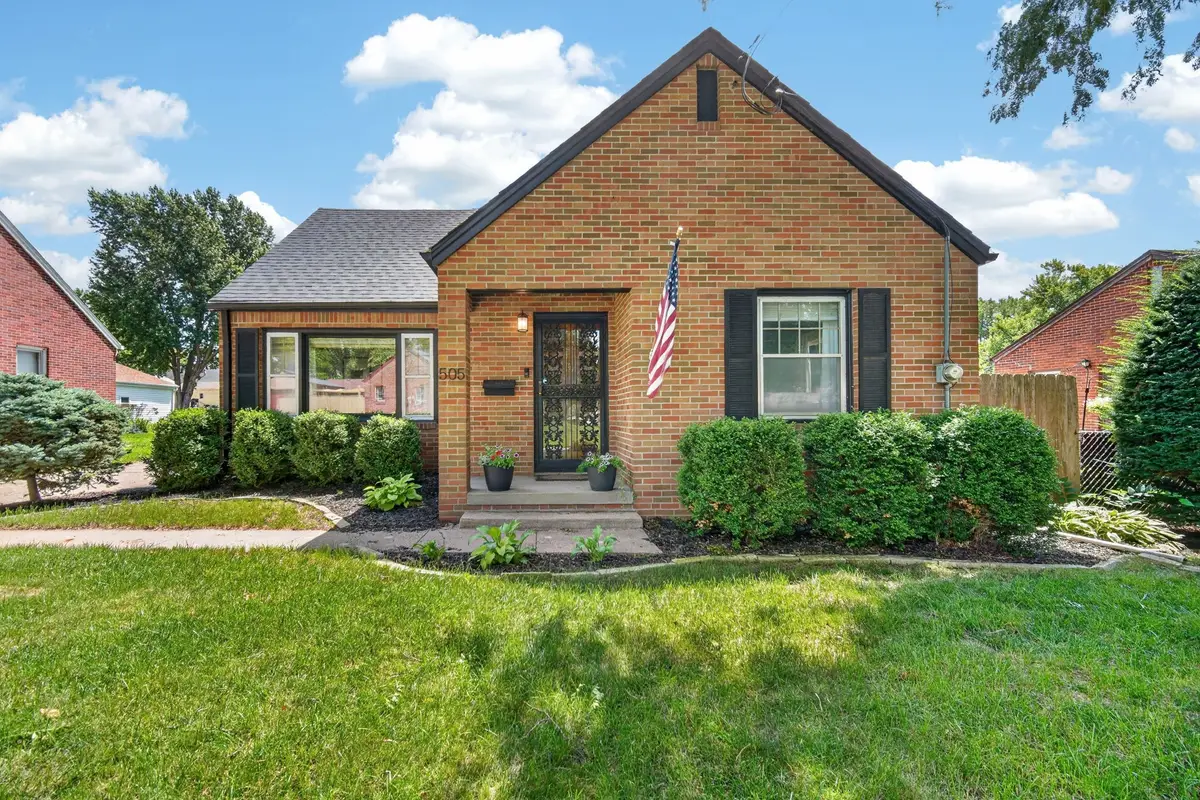 505 18th Street, West Des Moines, IA 50265 - #1