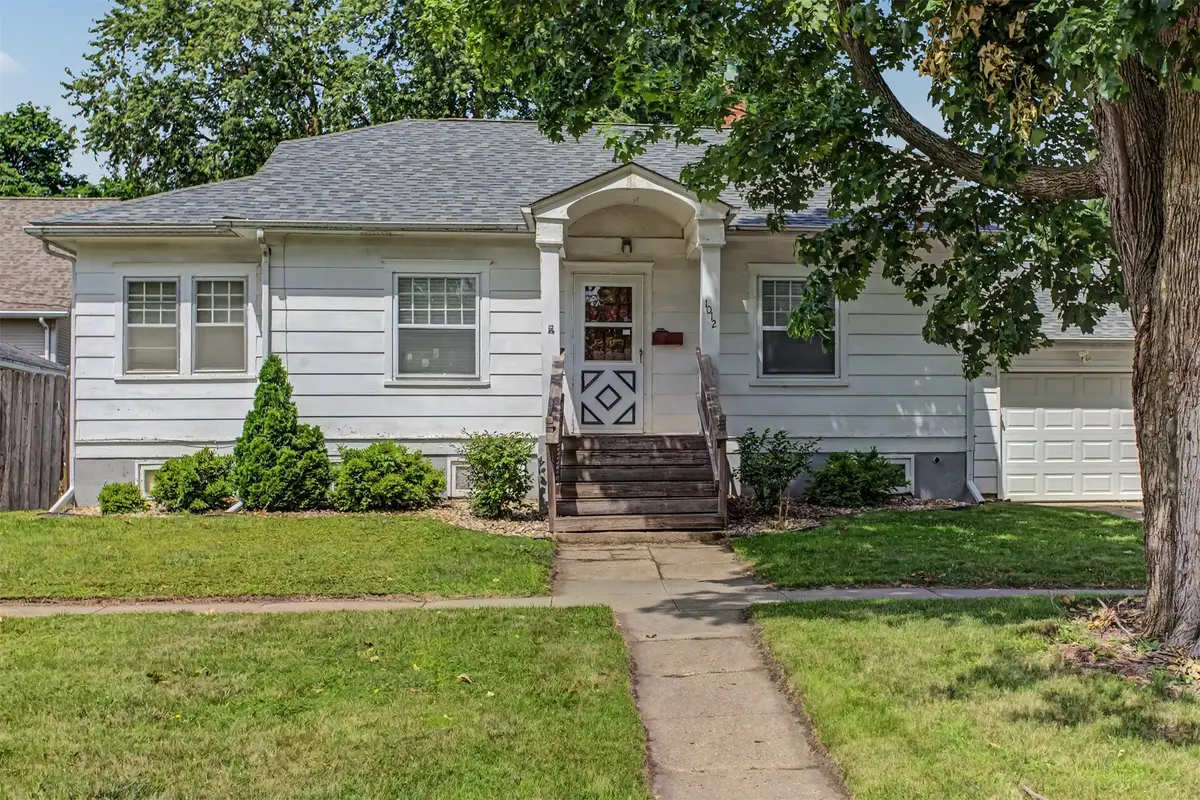 1012 10th Street, Nevada, IA 50201 - #1