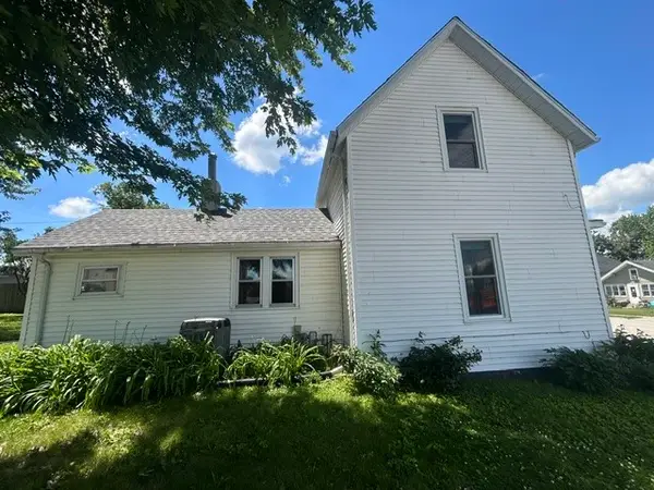 712 State Street, Tama, IA 52339