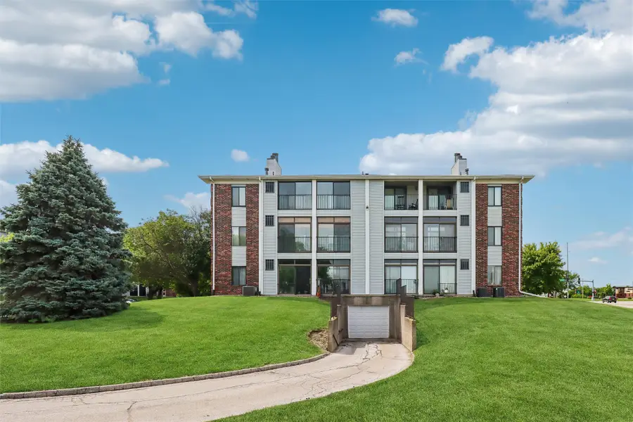 4829 86th Street #25, Urbandale, IA 50322 - #3