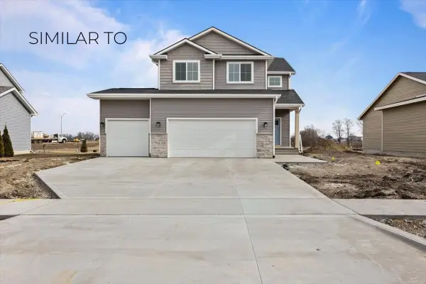 1634 SW Maplewood Drive, Grimes, IA 50111
