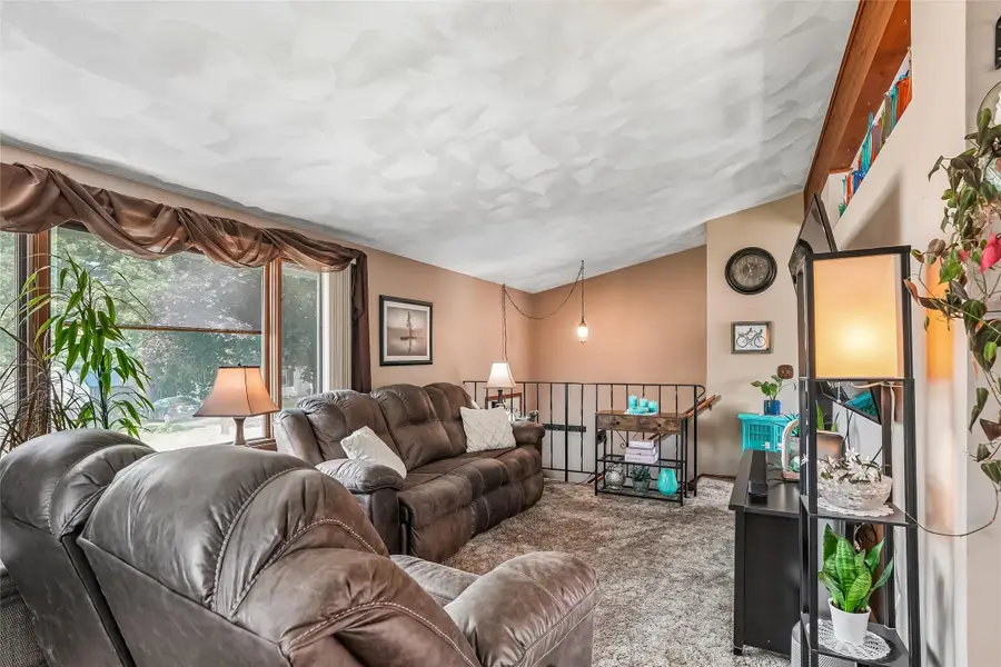 512 Water Street, Kellogg, IA 50135 - #3