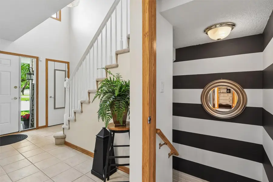 8620 Bromley Place, Johnston, IA 50131 - #2