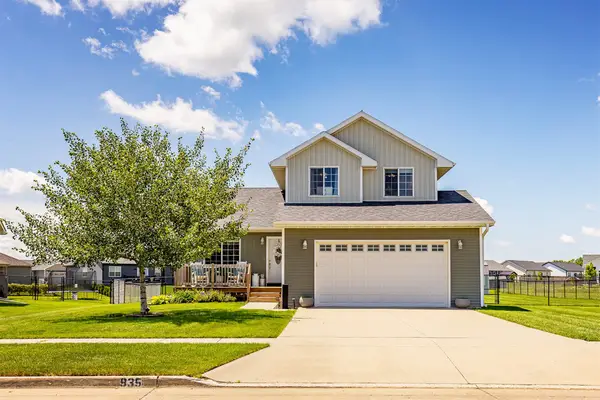 935 Trail Drive, Slater, IA 50244