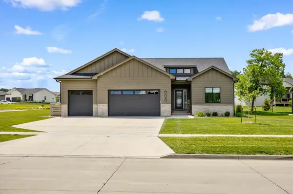 608 Deer Haven Street, Polk City, IA 50226
